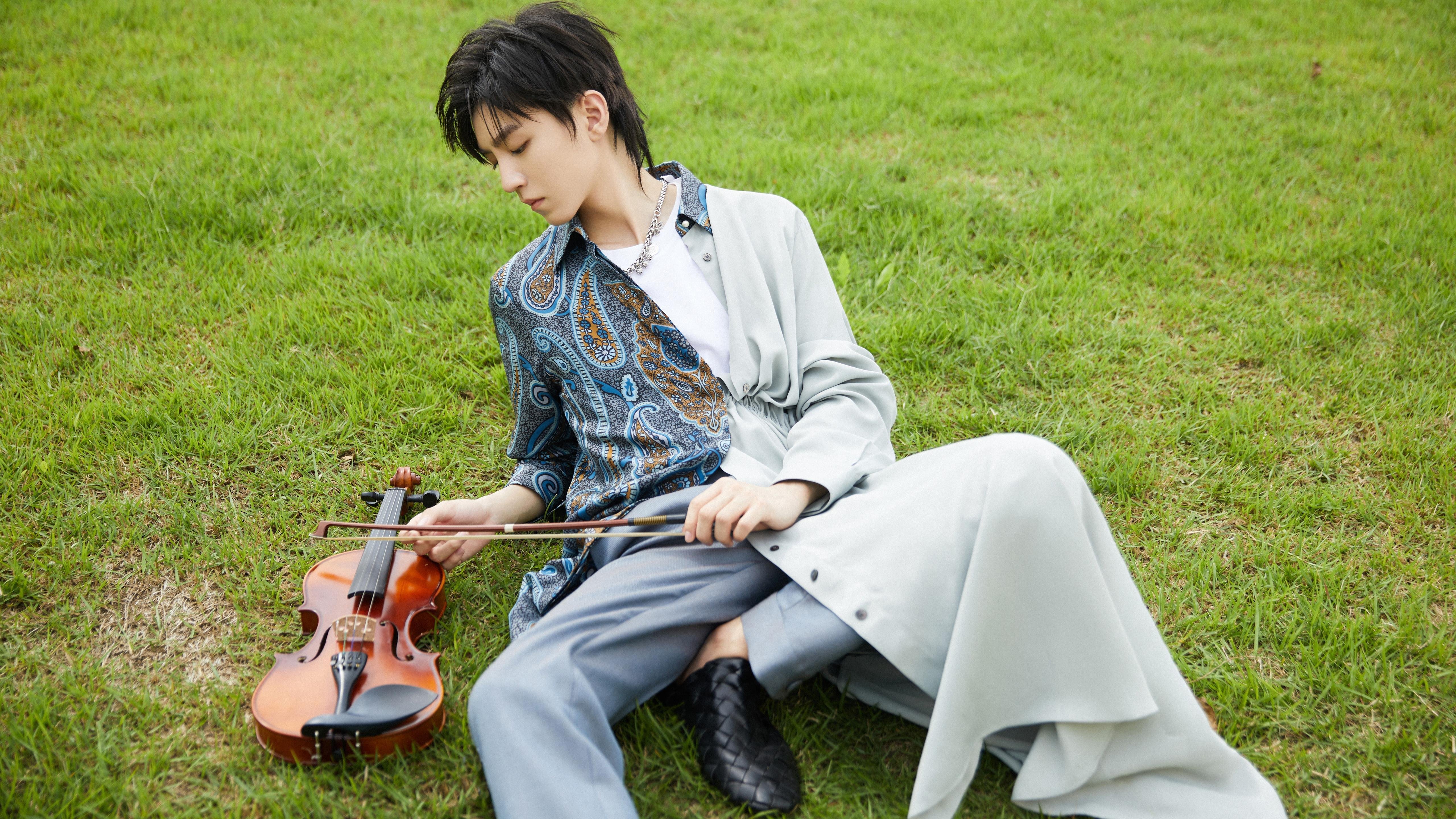 kaiyun官方入口登录-《Uzi：从无名到传奇，电竞梦想永不止步》，uzi在电竞圈的地位